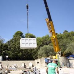 POSE CAVEAU A LA GRUE
